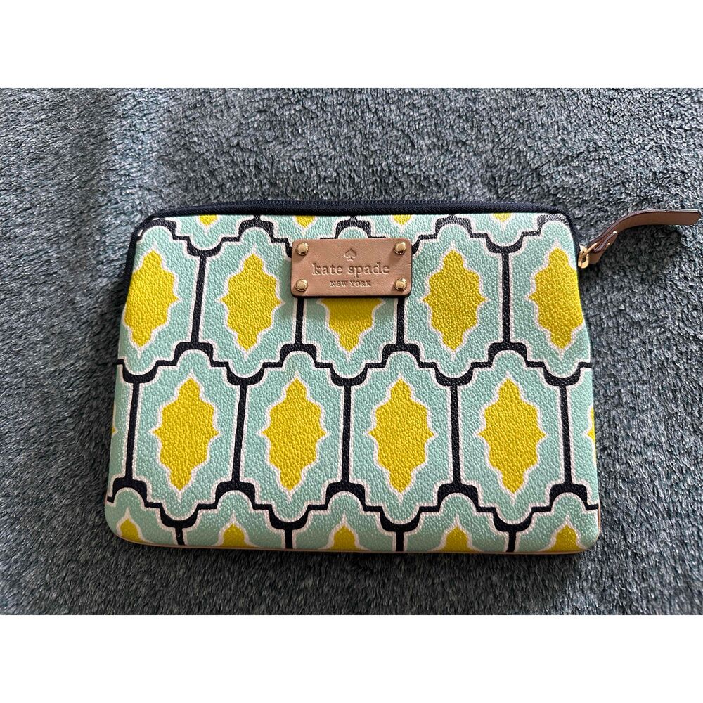 Kate Spade Cabana Tile Multicolor Geometric Pattern Zipper Wristlet Pouch